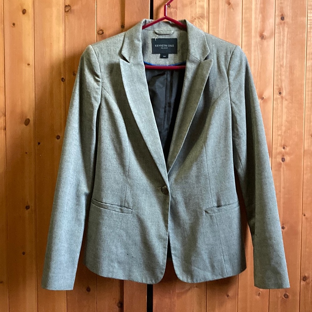 Gray blazer